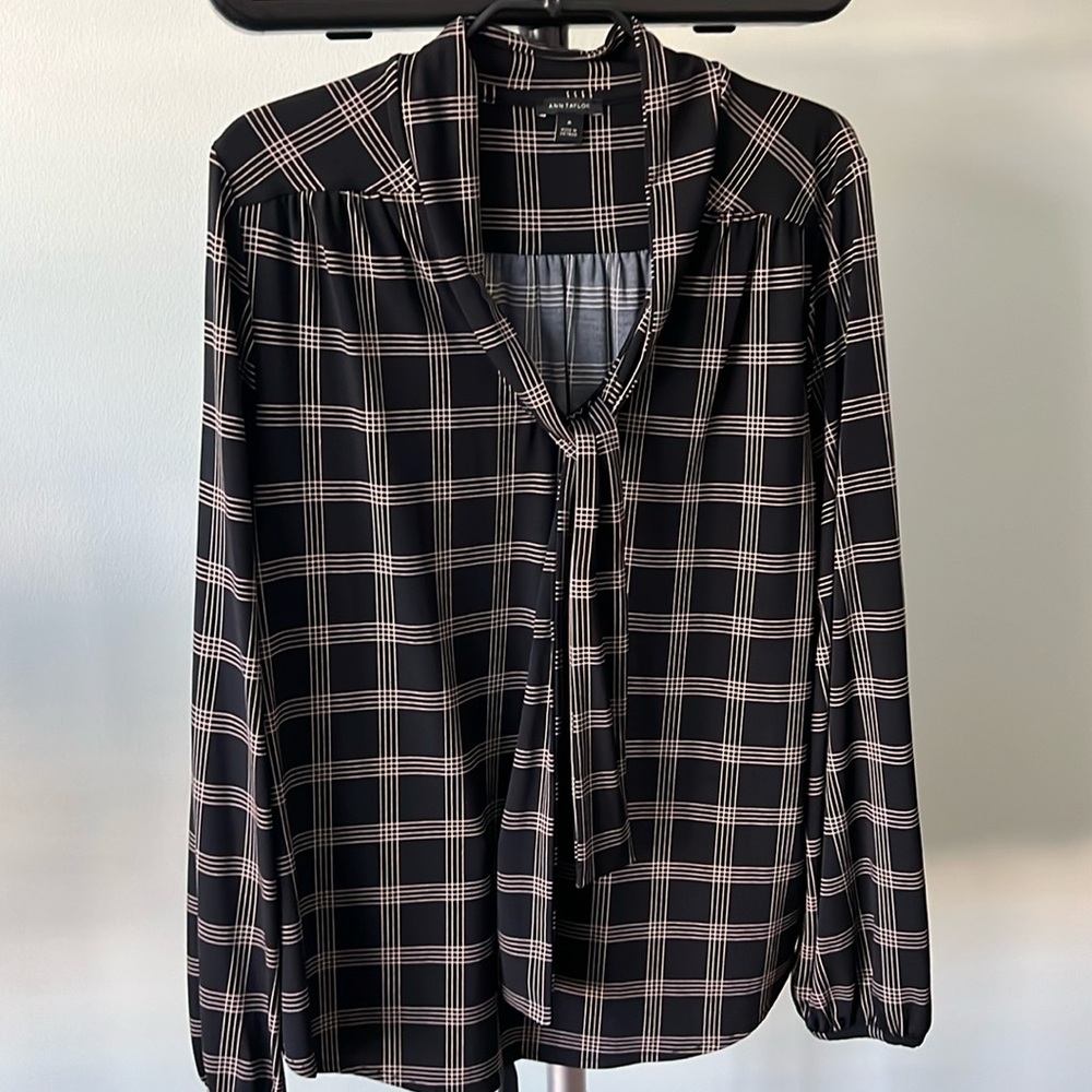 Ann Taylor Black Plaid Blouse Top With Tie Size M